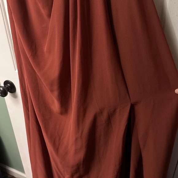 Dress - Picture 4 of 4